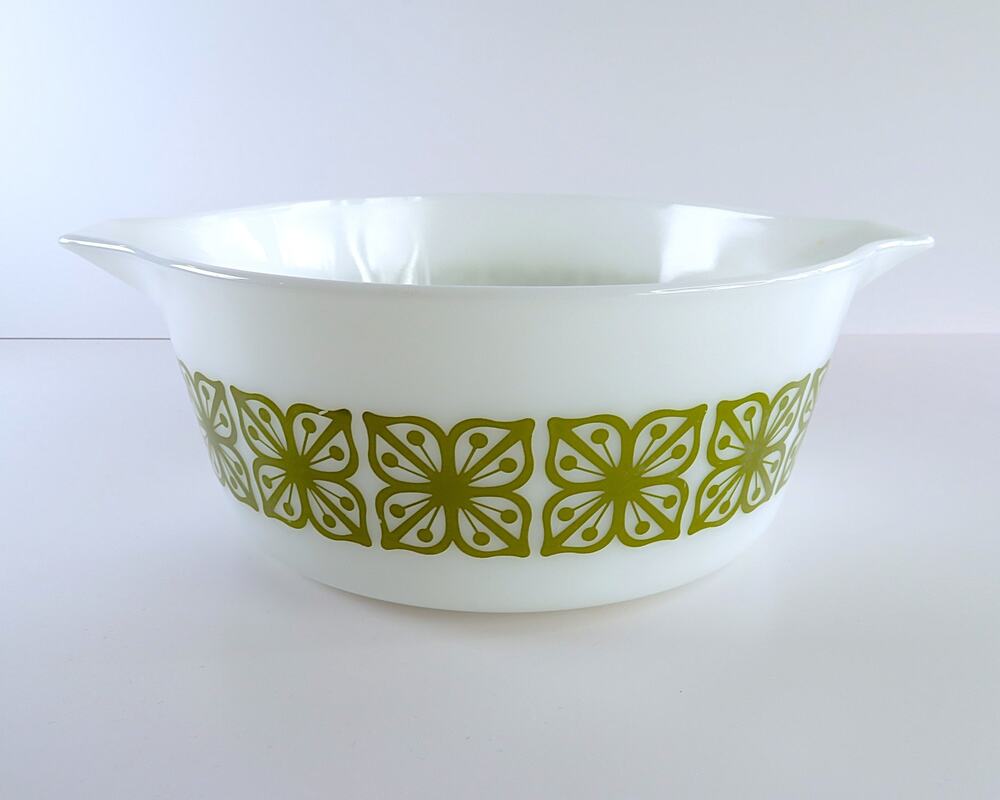 Vintage Pyrex Verde Square Green 475B Cinderella 2.5 quart Casserole Dish No Lid